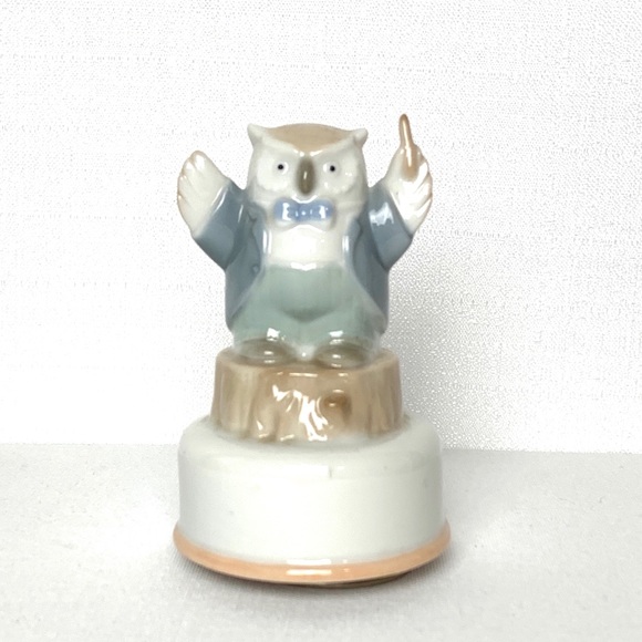 Vintage TAJ Importing Co music box - Picture 1 of 5